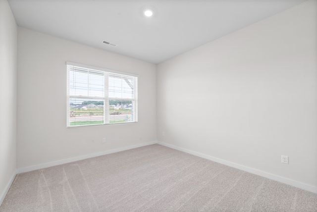 319 Lacewing Ln, Clarksville, TN 37043