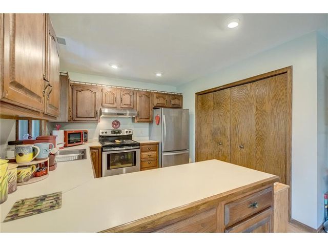 723 Glenna Drive, Hudson, WI 54016