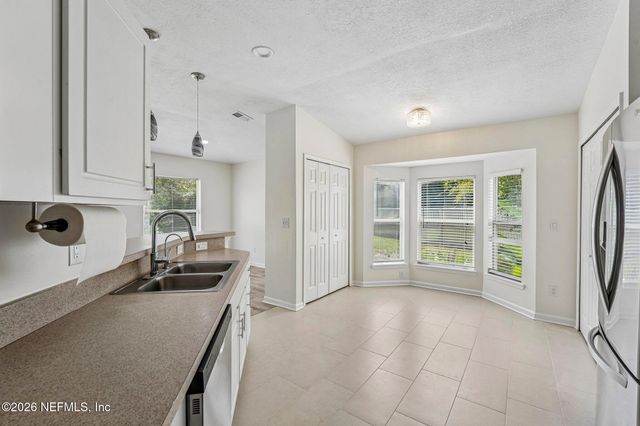 3307 INTERNATIONAL VILLAGE Court, Jacksonville, FL 32277