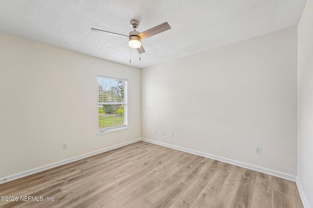 3307 INTERNATIONAL VILLAGE Court, Jacksonville, FL 32277