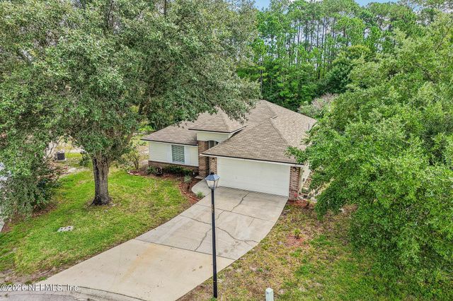 3307 INTERNATIONAL VILLAGE Court, Jacksonville, FL 32277