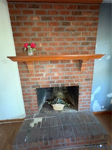 1291 Grapevine Rd, Sandston, VA 23150