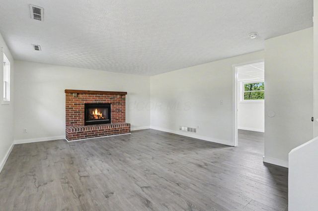 4315 Corner Road, Alexandria, OH 43001