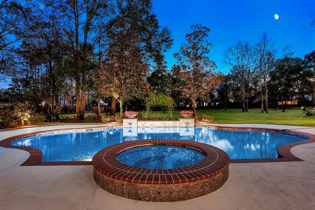 5342 Pine Wood Hills Court, Spring, TX 77386