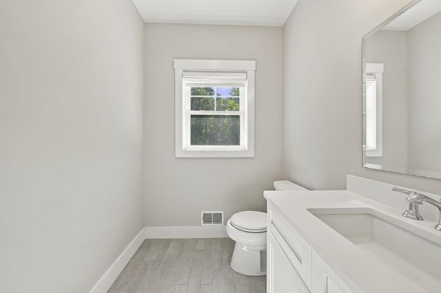 141 Londonderry Road, Windham, NH 03087
