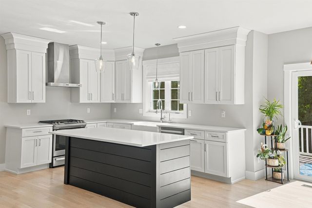 141 Londonderry Road, Windham, NH 03087