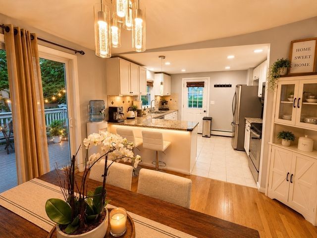 1 E Dexter Ave, Woburn, MA 01801