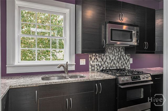 405 E Liberty Street, Savannah, GA 31401