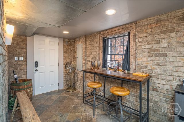 405 E Liberty Street, Savannah, GA 31401