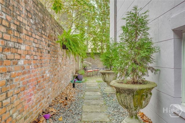 405 E Liberty Street, Savannah, GA 31401