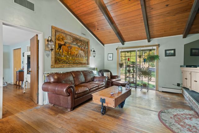 92 Minortown Road, Woodbury, CT 06798