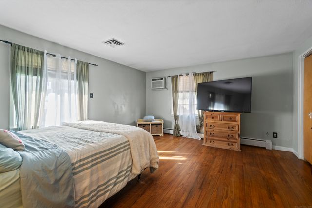 92 Minortown Road, Woodbury, CT 06798