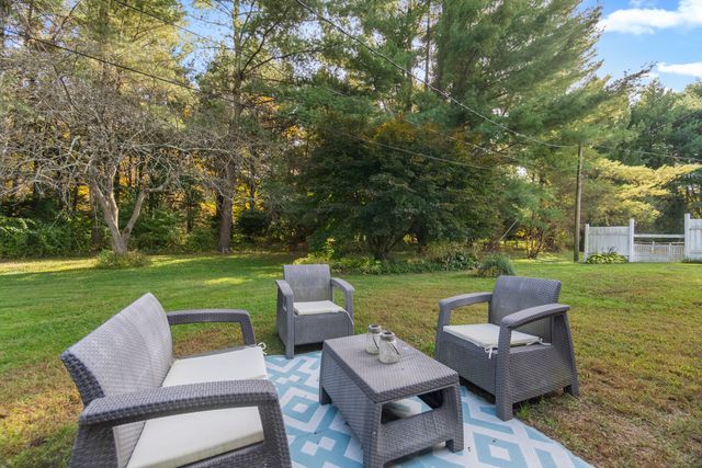 92 Minortown Road, Woodbury, CT 06798
