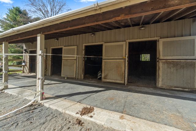 92 Minortown Road, Woodbury, CT 06798