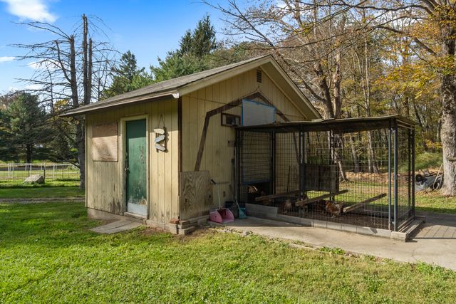 92 Minortown Road, Woodbury, CT 06798