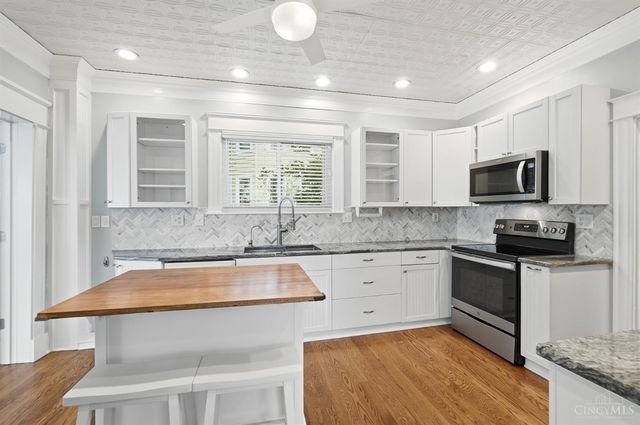 3133 Gloss Avenue, Cincinnati, OH 45213