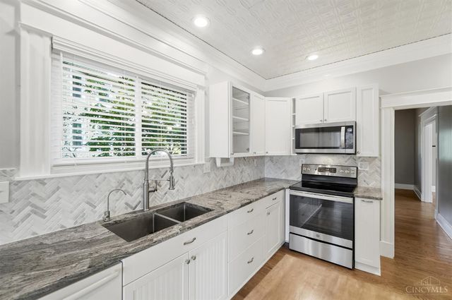 3133 Gloss Avenue, Cincinnati, OH 45213