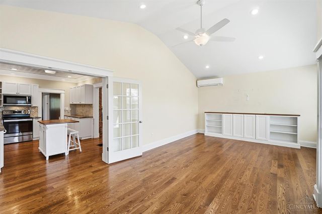 3133 Gloss Avenue, Cincinnati, OH 45213