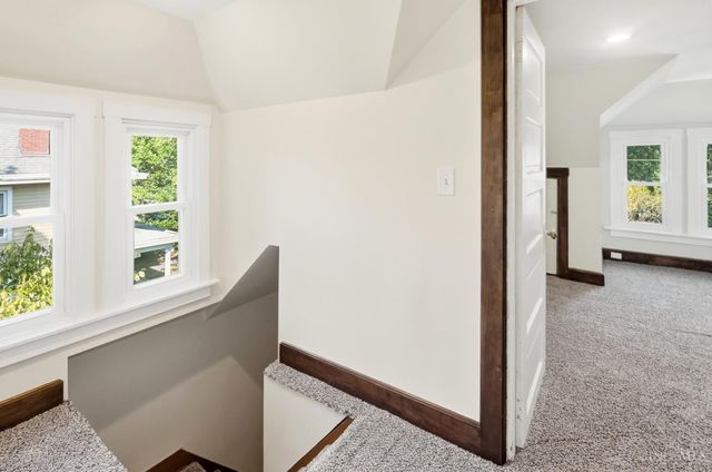 3133 Gloss Avenue, Cincinnati, OH 45213