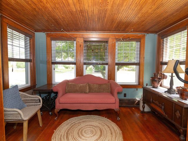 336 Franklin St, Framingham, MA 01702