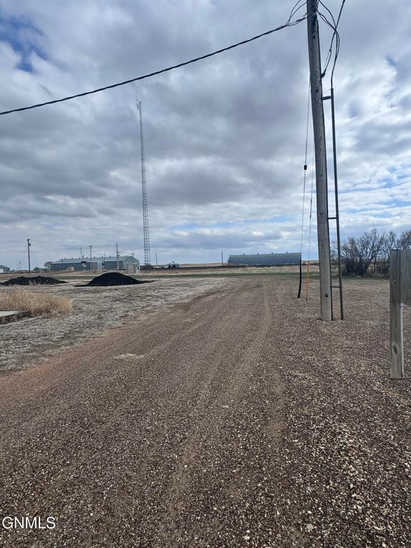 303 1st Street, Reeder, ND 58649 photo 13