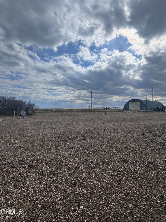 303 1st Street, Reeder, ND 58649 photo 16