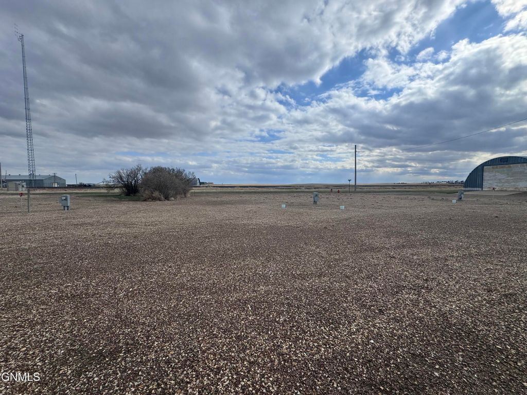 303 1st Street, Reeder, ND 58649 photo 21