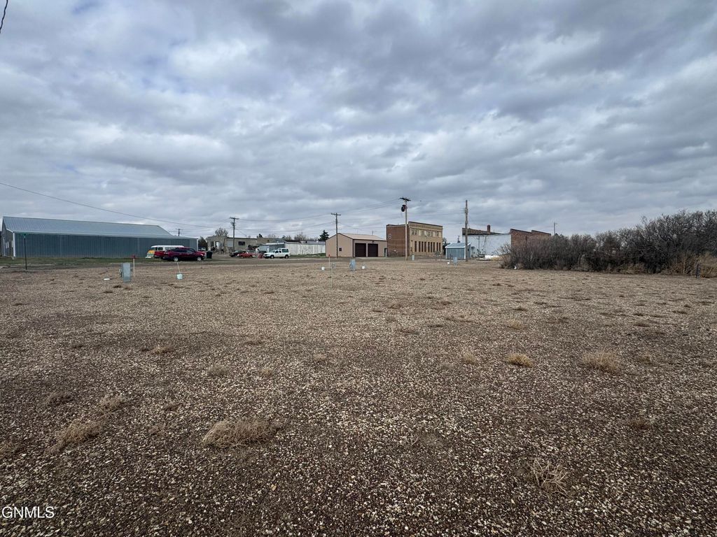 303 1st Street, Reeder, ND 58649 photo 5