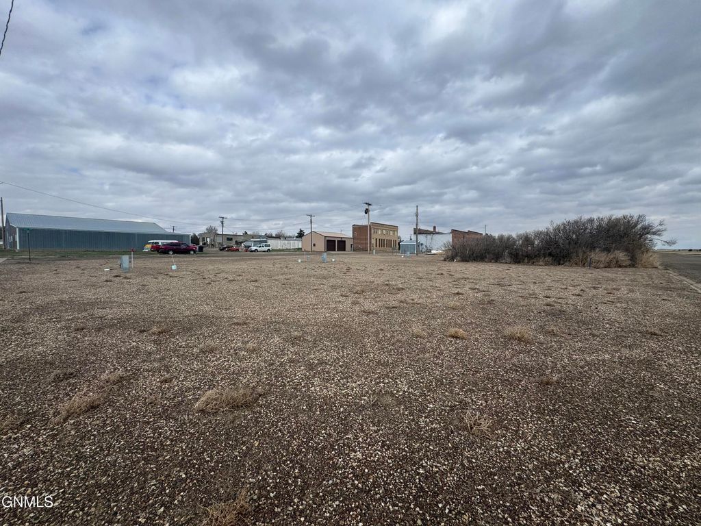 303 1st Street, Reeder, ND 58649 photo 6