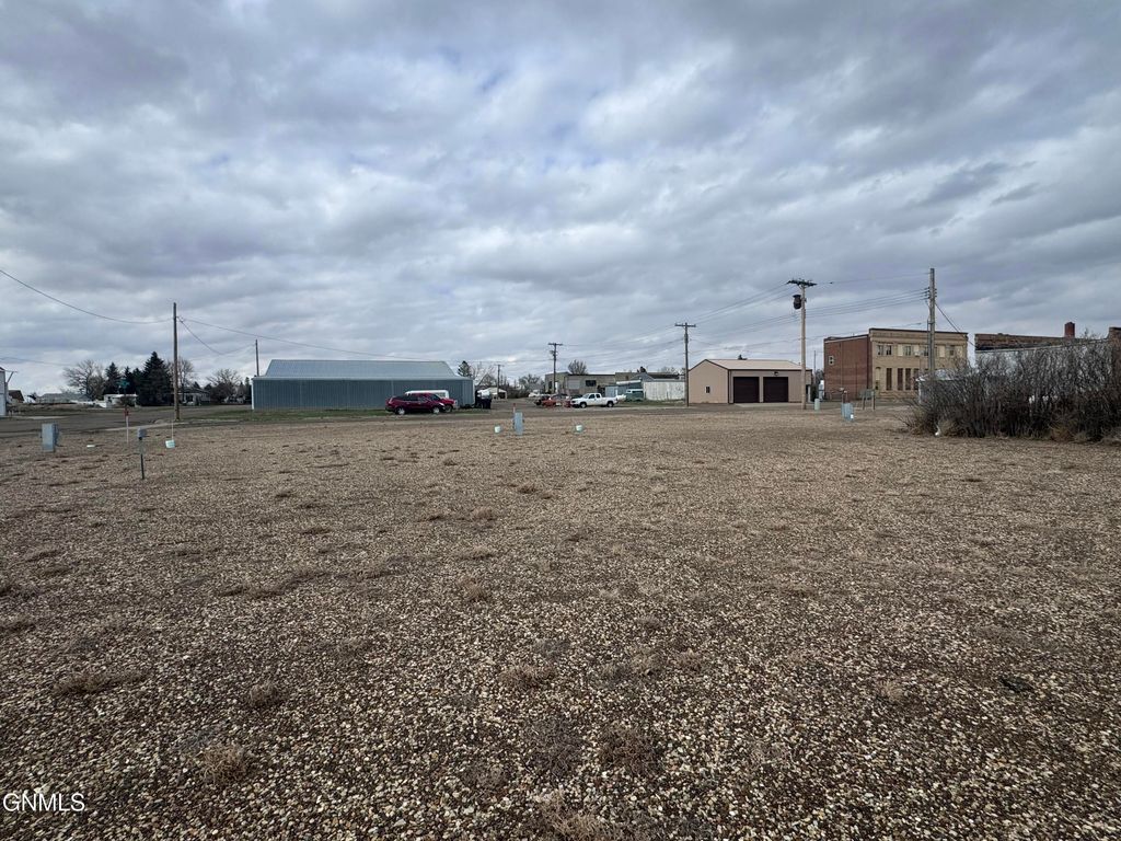 303 1st Street, Reeder, ND 58649 photo 7