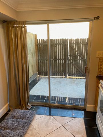 7911 Meadow Park Drive, Dallas, TX 75230