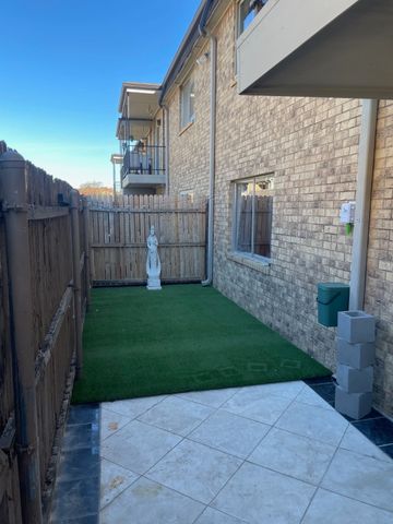 7911 Meadow Park Drive, Dallas, TX 75230