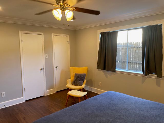 7911 Meadow Park Drive, Dallas, TX 75230