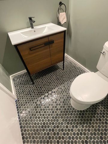 7911 Meadow Park Drive, Dallas, TX 75230