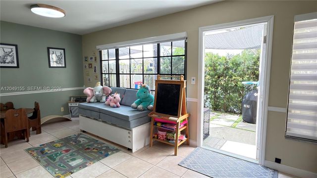 9492 NW 39th Street, Sunrise, FL 33351