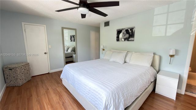 9492 NW 39th Street, Sunrise, FL 33351