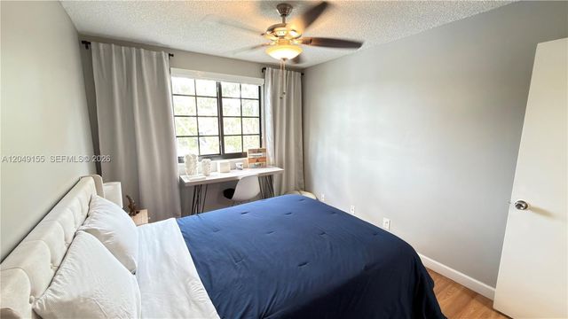 9492 NW 39th Street, Sunrise, FL 33351
