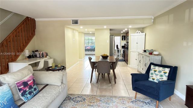 9492 NW 39th Street, Sunrise, FL 33351