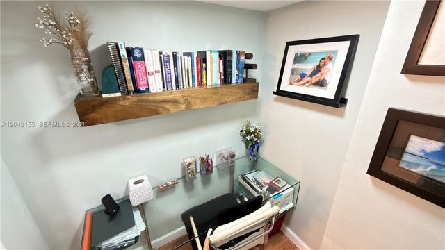 9492 NW 39th Street, Sunrise, FL 33351