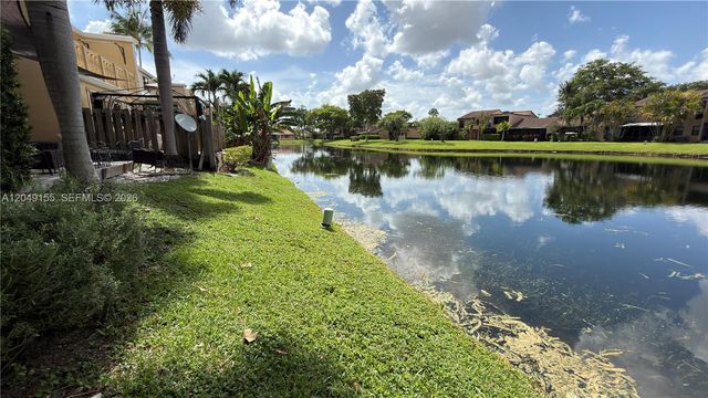 9492 NW 39th Street, Sunrise, FL 33351