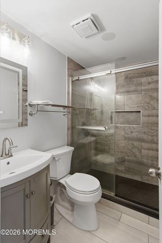 13 Summit Avenue, Manalapan, NJ 07726