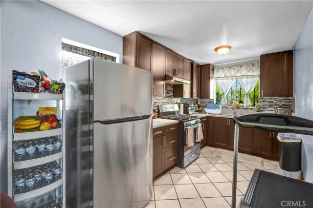 8310 Wilbarn, Paramount, CA 90723
