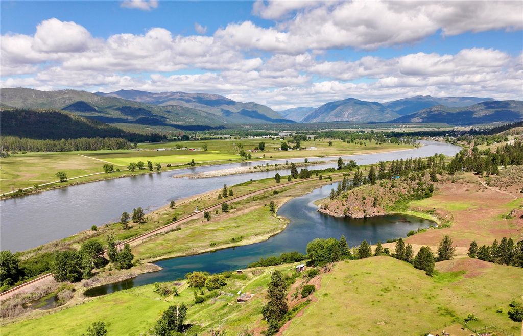 Image 6 of property listing at Lot 1 HWY 200, Plains, MT 59859