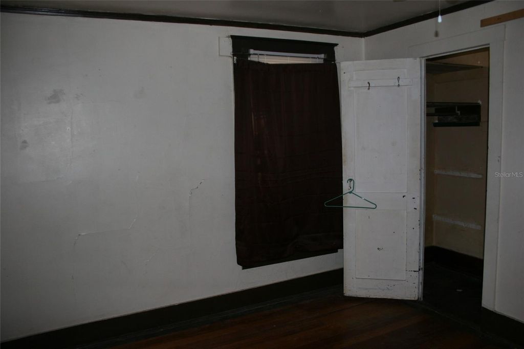 Image 5 of property listing at 704 MISSISSIPPI AVENUE, St Cloud, FL 34769