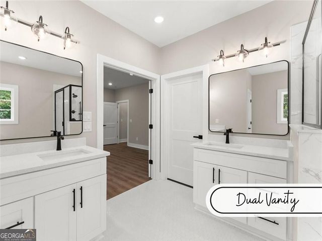 577 Peaceful Valley Drive, Cleveland, GA 30528