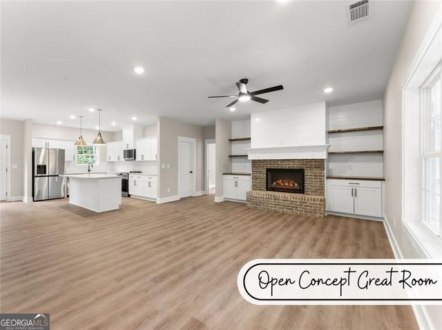 577 Peaceful Valley Drive, Cleveland, GA 30528