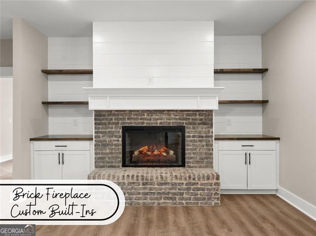 577 Peaceful Valley Drive, Cleveland, GA 30528