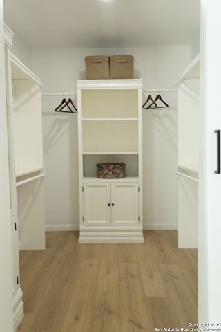 6230 Hickory Hollow, Windcrest, TX 78239