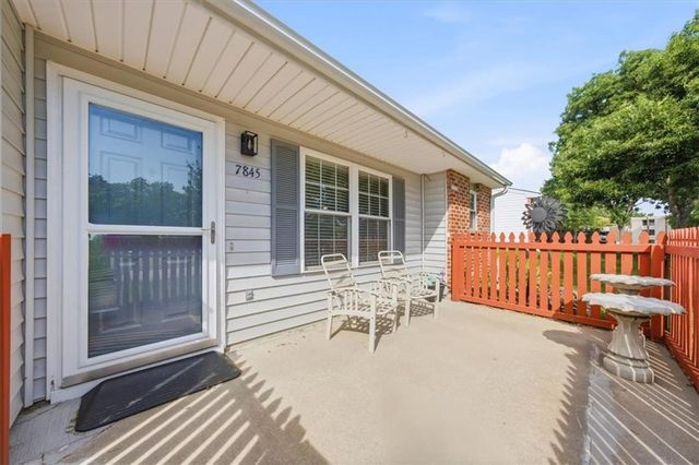 7845 Freeman Avenue, Kansas City, KS 66112
