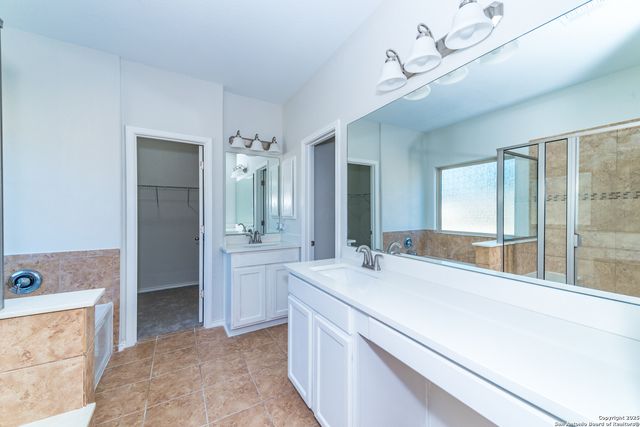 7735 BRISBANE BEND, Converse, TX 78109